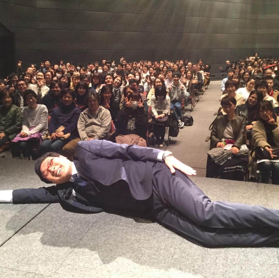 山里亮太さんのインスタグラム写真 - (山里亮太Instagram)「福岡140の唯一の記憶達！  この最高の記憶を持って、福岡の夜に溶けてきます！」3月23日 22時07分 - ryotayamasato