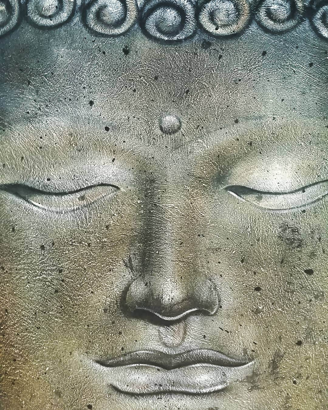 上杉隆さんのインスタグラム写真 - (上杉隆Instagram)「#suttanipata #buddha」3月23日 22時21分 - takashiuesugi