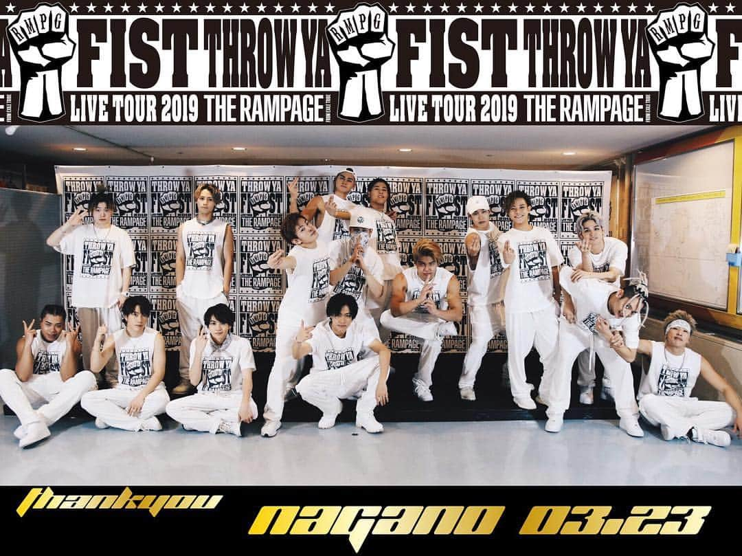 THE RAMPAGE from EXILE TRIBEさんのインスタグラム写真 - (THE RAMPAGE from EXILE TRIBEInstagram)「‪THE RAMPAGE LIVE TOUR 2019‬ "THROW YA FIST" 長野公演初日✊🏾 お越し頂きました皆様本当にありがとうございました✨ 初日最高に楽しかったです🔥🔥🔥 思っていたより寒かったんですが、寒さなんて一瞬で吹き飛びました😂😂😂 とはいえ防寒対策はした方が良いかも…笑 明日も全力で頑張ります😎😎😎 #THERAMPAGE #THROWYAFIST #NAGANO」3月23日 22時37分 - the_rampage_official