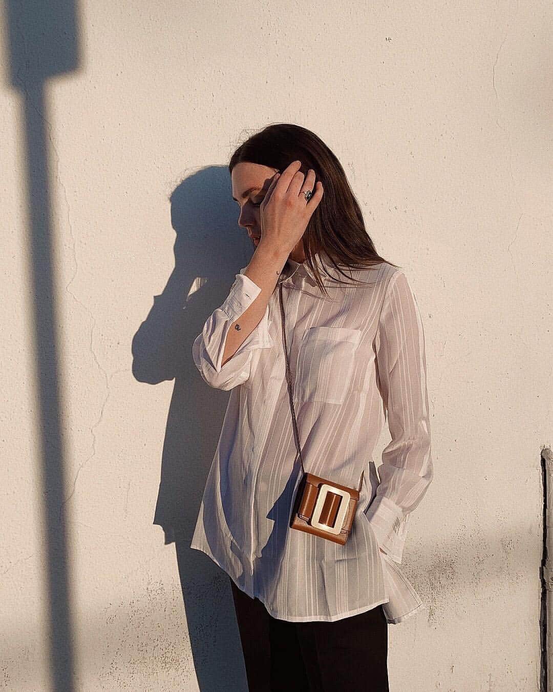 Club Monacoのインスタグラム：「@madelynnfurlong masters the white button-up. ⠀⠀⠀⠀⠀⠀⠀⠀⠀ For You. #CMForYou」