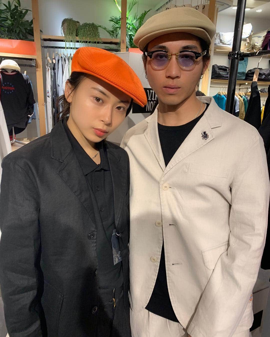 後藤早貴さんのインスタグラム写真 - (後藤早貴Instagram)「『WISLOM×Dickies×VIRGIL NORMAL』  ローンチイベントに行ってきました！ このセットアップ欲し過ぎます🥺❤️本当に可愛かった！ 麻なのにストレッチが効いていて何故だろうって聞いたら  @wislom_official は素材にこだわっているブランドで特殊な加工をしているみたいですっ👽🔥 すごい！！ お揃いで着ても可愛いね😍❤️ @dickies @virgilnormal #wislom#dickies#virgilnormal#setup#freaksstore#me#gosaki#outfit」3月23日 23時22分 - gosakicchi