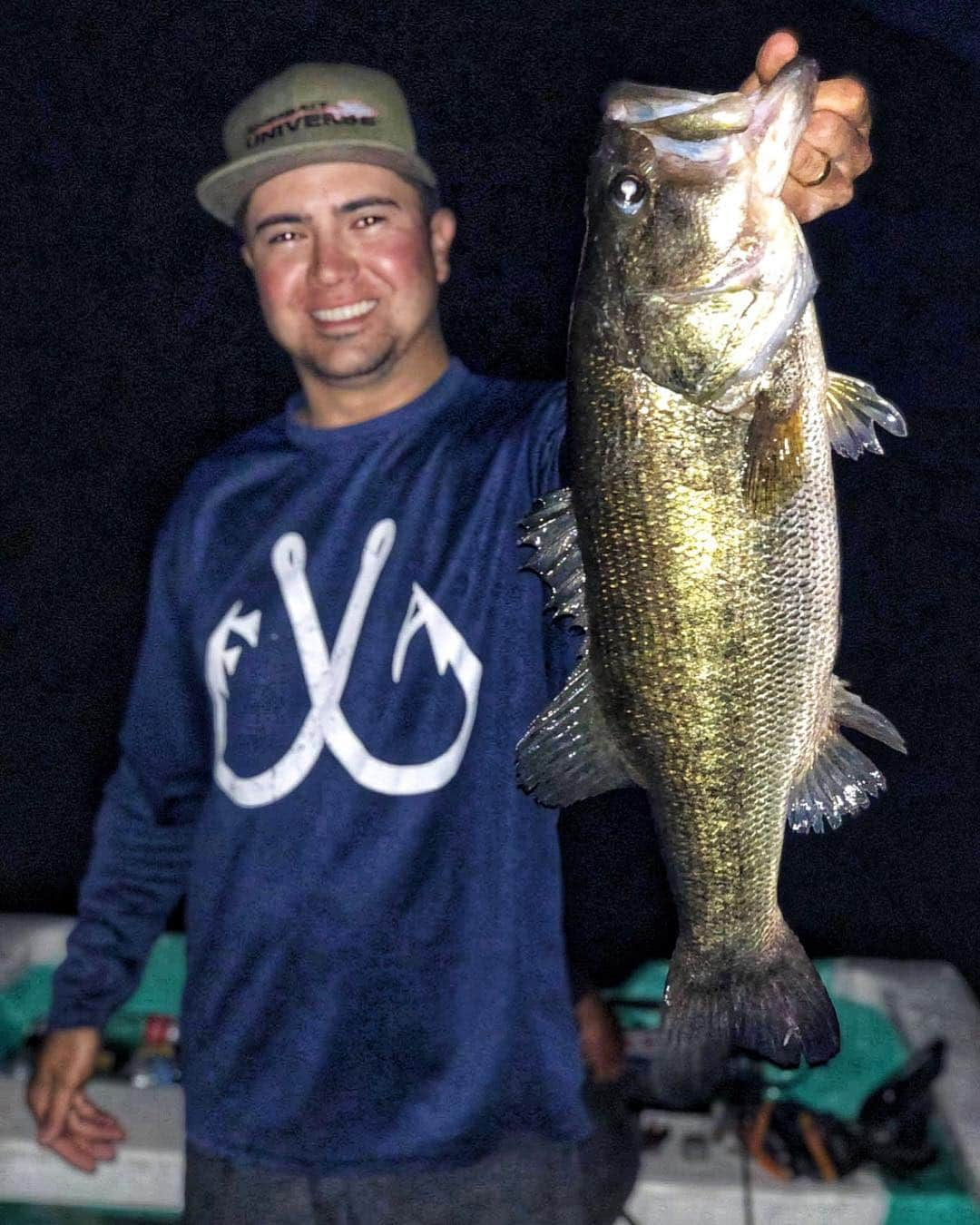 Filthy Anglers™さんのインスタグラム写真 - (Filthy Anglers™Instagram)「Check out this stud (fish and angler @pjbassin.) He landed this almost 7lb largie in New Mexico last week. How many folks have heard of the infamous Lake Baccarac @lakebaccaraclodge ? It has some what of a huge following up here in New England as it’s loaded with basses in the teens, yes teens. If you are ever in the market for a getaway fishing trip hit up our friend @chad85swimbaiter who currently works on the Lodge booking trips, he will take care of you. Maybe a future Filthy getaway trip?! The only thing I ask from you, wear some Filthy gear when you get your PB. Congrats Paulo @pjbassin you are Certified Filthy. www.filthyanglers.com #filthyanglers #getfilthy #hunting #bassfishing #fishing #fishon #hunting #lakebaccarac #largemouthbass #smallmouth #largemouth #bigbass #outdoors #fishforlife #ladyangler #turtles #nature  #girlswhofish #angler #sportfishing  #fishingtrip #iamsportsman #getoutside」3月23日 23時45分 - filthyanglers