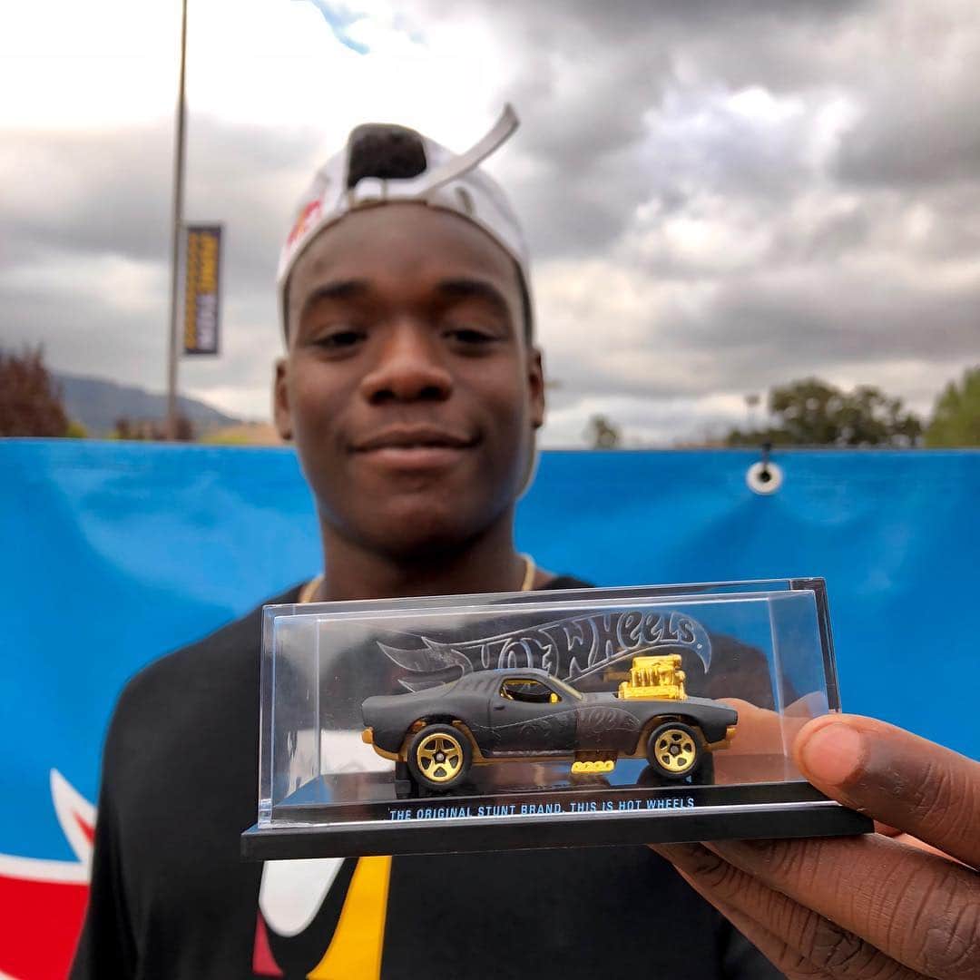 Hot Wheelsさんのインスタグラム写真 - (Hot WheelsInstagram)「Rip it, @zionwright! Congrats on making the USA Olympic Team. Let’s bring home the gold! 🏆 🛹 #HotWheels」3月24日 0時27分 - hotwheelsofficial