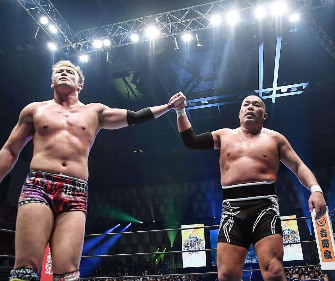 新日本プロレスのグルメインスタ