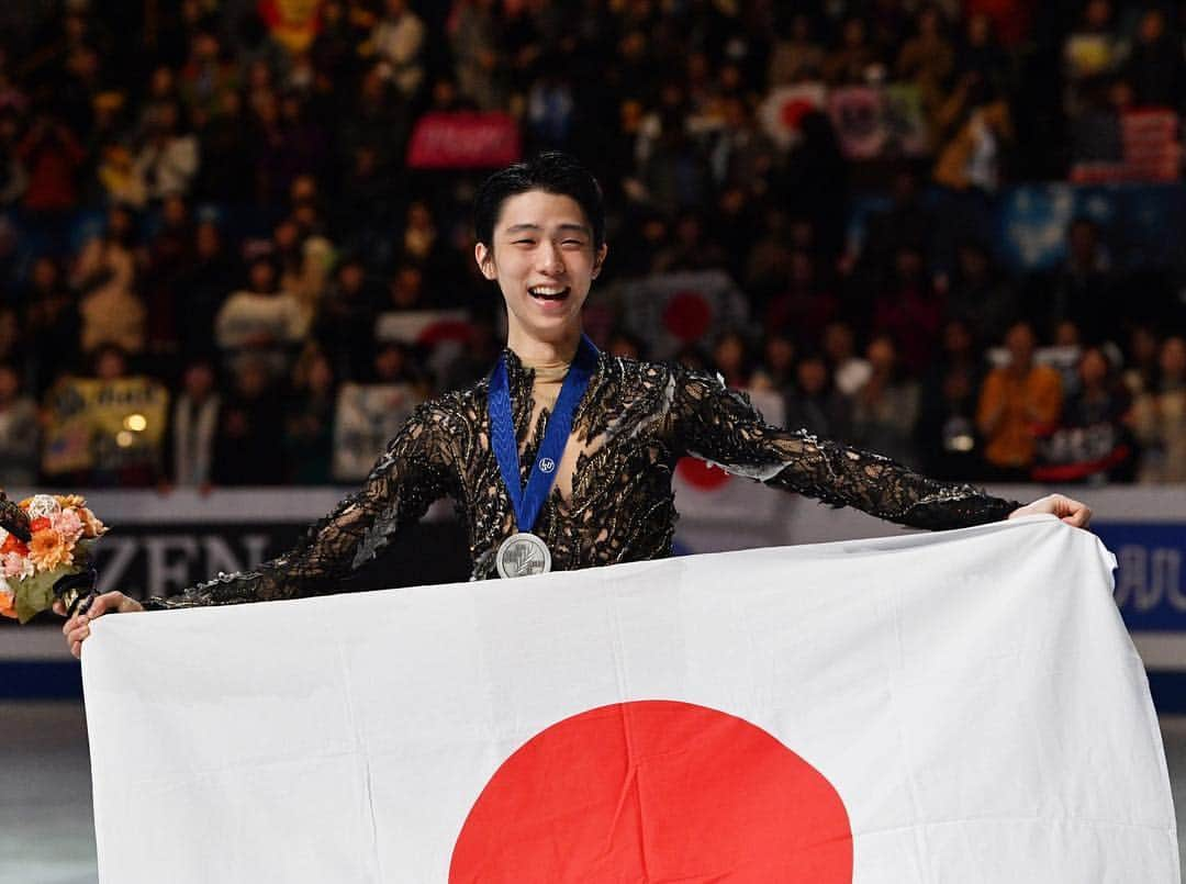 日本オリンピック委員会さんのインスタグラム写真 - (日本オリンピック委員会Instagram)「羽生結弦選手がフィギュアスケートの世界選手権で合計300.97点（SP94.87点、FS206.10点）をマークし、銀メダルを獲得しました🙌（写真：アフロスポーツ） . ISU World Figure Skating Championships 2019 . [Men] 🥈羽生結弦/Yuzuru Hanyu 300.97（SP94.87/FS206.10） . #フィギュアスケート #figureskate #FigureSkating #WorldFigure #羽生結弦 #YuzuruHanyu #がんばれニッポン #TEAMNIPPON #japaneseolympiccommittee ． 📷Photo:AFLOSPORT」3月24日 11時17分 - teamjapanjoc