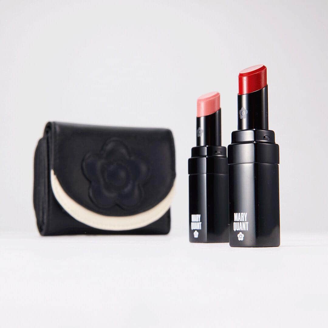 MARY QUANT officialさんのインスタグラム写真 - (MARY QUANT officialInstagram)「#LIPSTICK P-01,R-01 - #クラシカルデイジー ウォレット - #MARYQUANT #SPRING2019 #NEWITEMS #FASHION #WALLET #COSMETICS - #財布 #二つ折り財布 #リップスティック #リップ」3月24日 11時17分 - maryquant_official