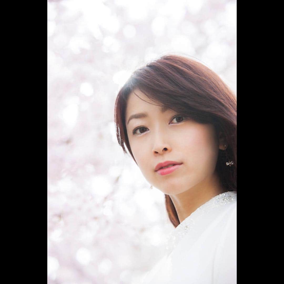 木谷有里さんのインスタグラム写真 - (木谷有里Instagram)「桜って切ない🌸(u_u)  Photo by Norio Suzuki Model Yuri Kitani」3月24日 11時24分 - kitani_yuri