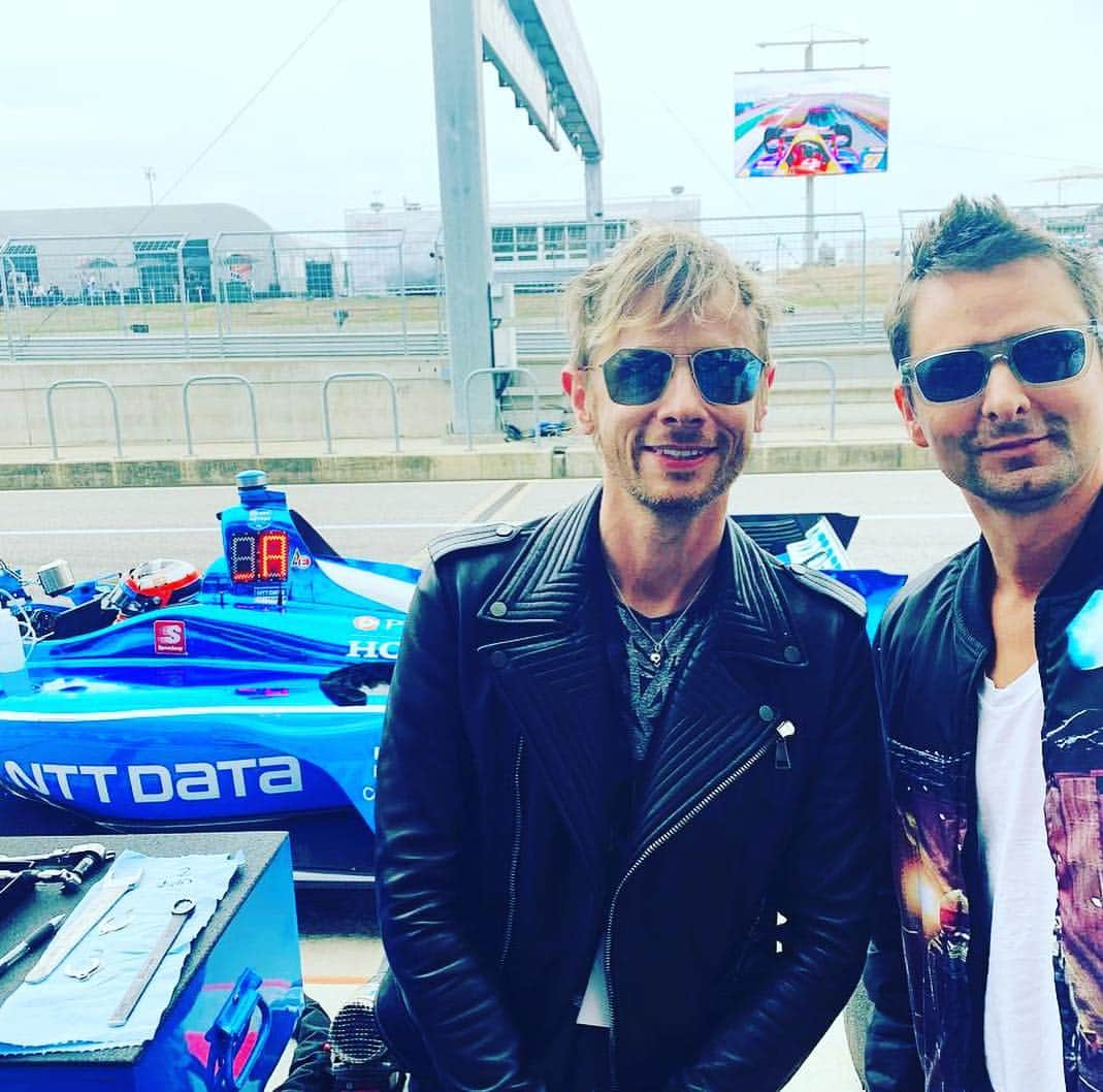 MUSEさんのインスタグラム写真 - (MUSEInstagram)「In the pits. #indycar」3月24日 5時28分 - muse