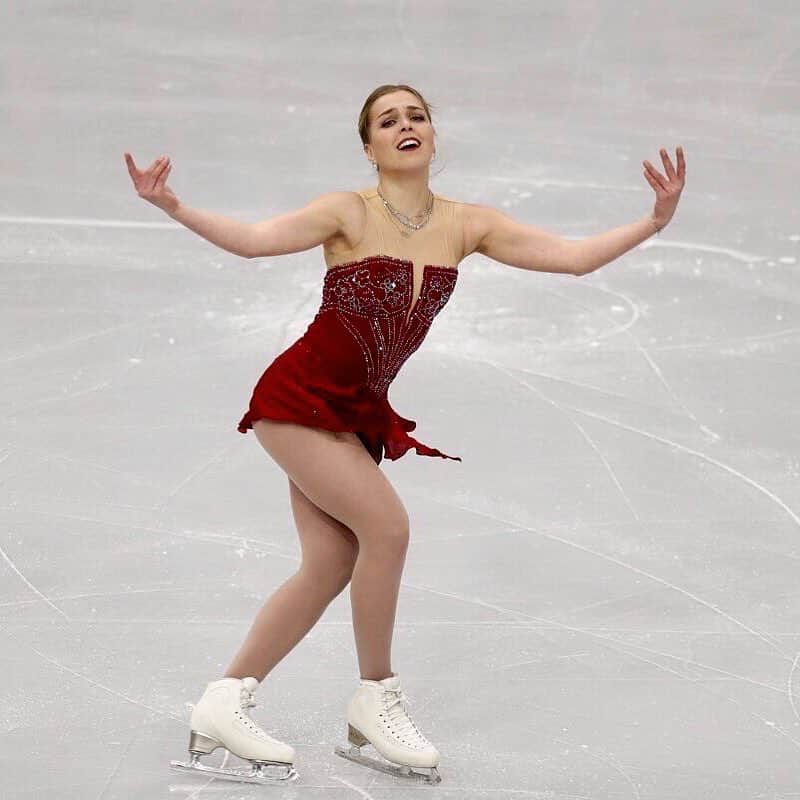 ニコル・ラジコワのインスタグラム：「World Championships 2019」