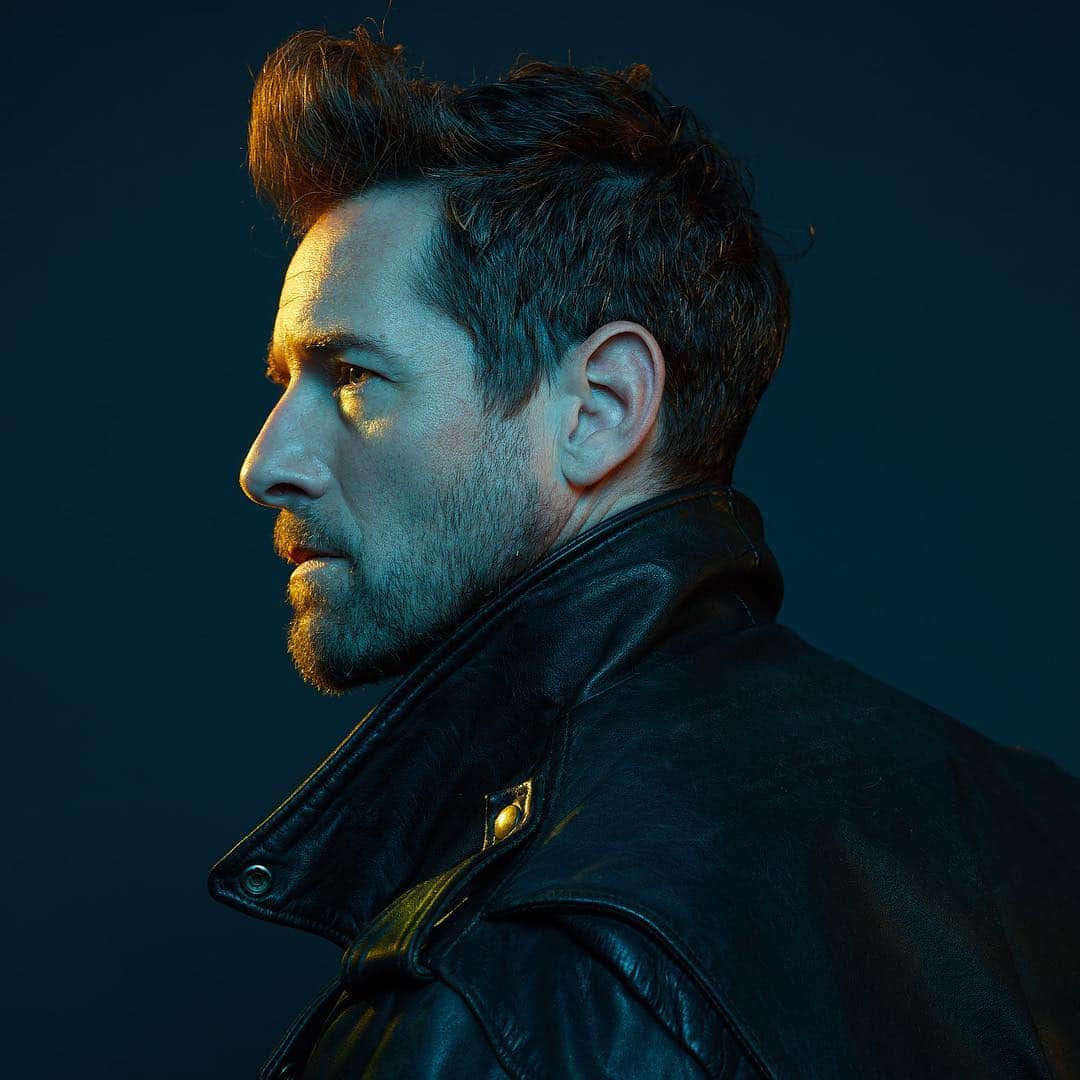 イアン・ボーエンのインスタグラム：「* @travis_shinn is the light master who took this portrait. More to come in this series... stay tuned.」