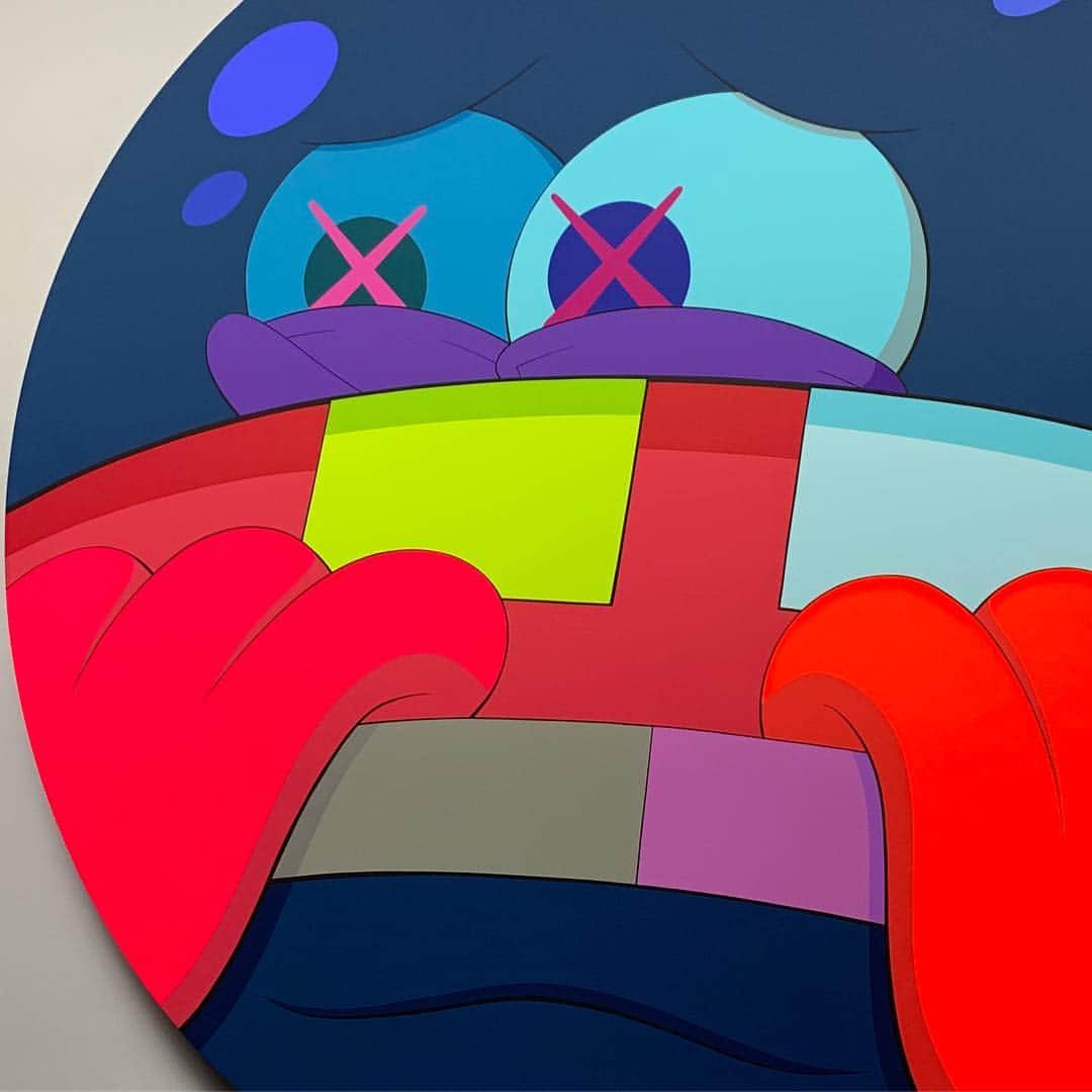 KAWSONEさんのインスタグラム写真 - (KAWSONEInstagram)「Installation almost complete... @hocafoundation  KAWS: ALONG THE WAY Curated by Germano Celant Presented by HOCA Foundation - 25 March – 14 April 2019 Monday – Sunday 11am – 8pm PMQ, 35 Aberdeen Street, Central, Hong Kong - Free Admission  Book your free ticket via link in Bio at @hocafoundation - - KAWS: ALONG THE WAY 由Germano Celant策展 HOCA 香港當代藝術基金會呈獻 - 2019年3月25日-4月14日 香港中環鴨巴甸街 35 號 PMQ 元創方智方  上午11時至晚上8時 (週一至週日) 免費入場 ( 請點擊連結領取免費門票) #KAWS」3月24日 7時21分 - kaws