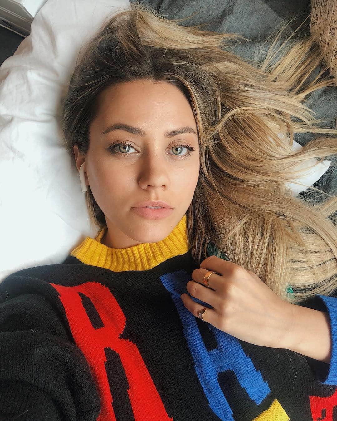 Camden Scottのインスタグラム：「Just showing off my AirPods to prove I’m still young and my new rainbow signet ring to shamelessly promo my new jewelry line coming out tomorrow ☺️」