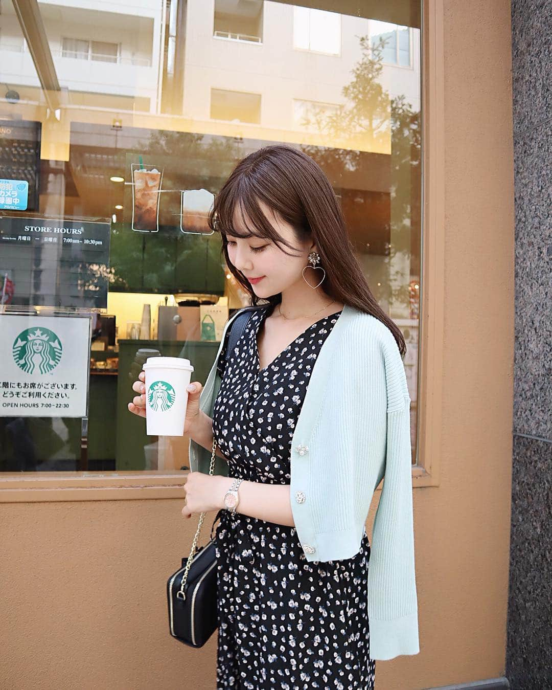 中田絵里奈さんのインスタグラム写真 - (中田絵里奈Instagram)「☕️♡☕️♡ . 朝スタバ☺︎💕 . 新作のTOKYO ローストムースフォームラテが 美味しくてハマってます☺️💓 . @lerevevaniller . #gm #スタバ #スターバックス #starbucks #vaniller」3月24日 8時43分 - erinanakata