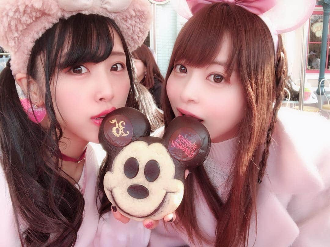 のインスタグラム：「おはくま🐻 . . #おはよう #gm #goodmorning #おはくま #日々の出会いに感謝 #バクステ外神田一丁目 #いっちょめ #idol #일본 #아이돌 #アイドルボウラー #Pリーガー #プロボウラーになりたい #instagood #followme #kawaii #makeup #beauty #黒髪 #桜もこ #恵比寿マスカッツ #ハニポ #tdl #東京ディズニーランド #disneyland #🐭🏰 #ディズニーランド #ミッキーパン #yummy #すきぴ」