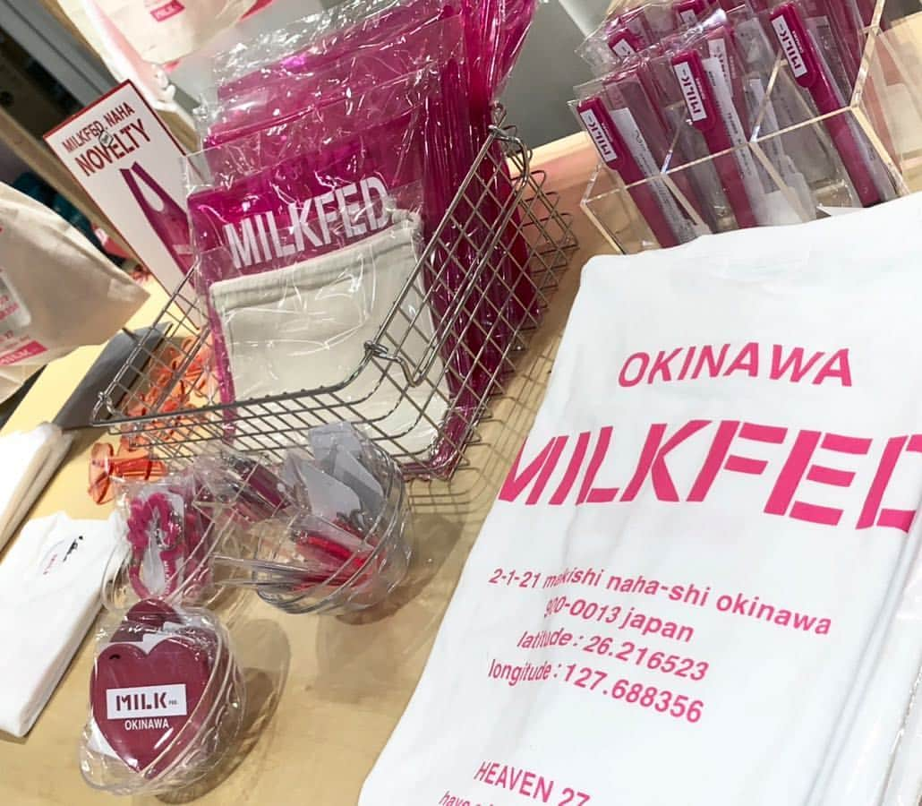 MILKFED.さんのインスタグラム写真 - (MILKFED.Instagram)「3.23(SAT) OPENした MILKFED.NAHA🍍💕 ・・・・ 国際通り沿い スターバックス隣の路面店！ 1FにXLARGE NAHA・SODA BAR、 2FにMILKFED. ・・・・ 限定アイテムもお見逃しなく♡ ご来店お待ちしています！ ・・・・ MILKFED.NAHA 〒900-0013  沖縄県那覇市牧志2丁目 1番地2１号　 トライアングルビル2F TEL:098-860-1202 ・・・・ #milkfed #milkfedjp #ミルクフェド #ミルフェ」3月24日 9時17分 - milkfedjp