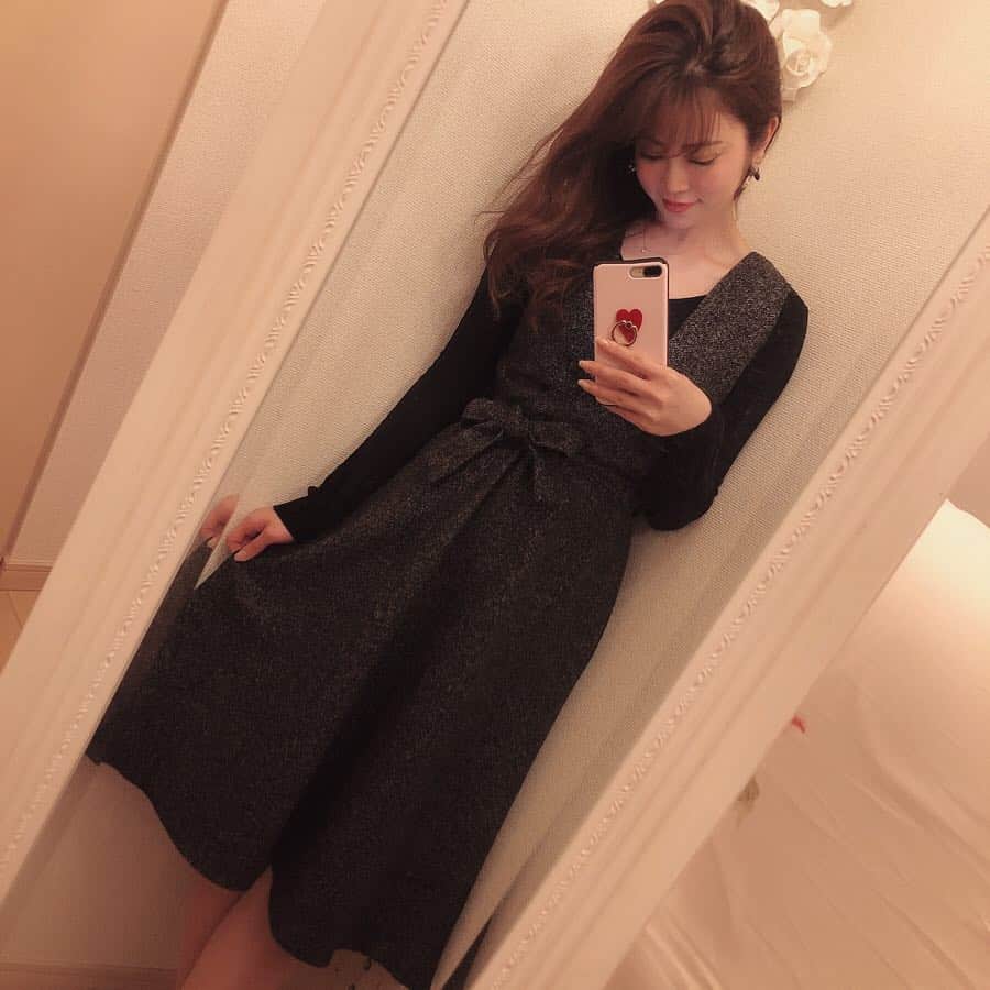 のインスタグラム：「． ． ちょっと前に 韓国に行ってきたんだけど その時に買った洋服💓 ． 生地もちゃんとしてるのに 安くて可愛い👗✨ また行きたいなぁ～🎶 ． ． と、大好きな抹茶✨ ． ．」