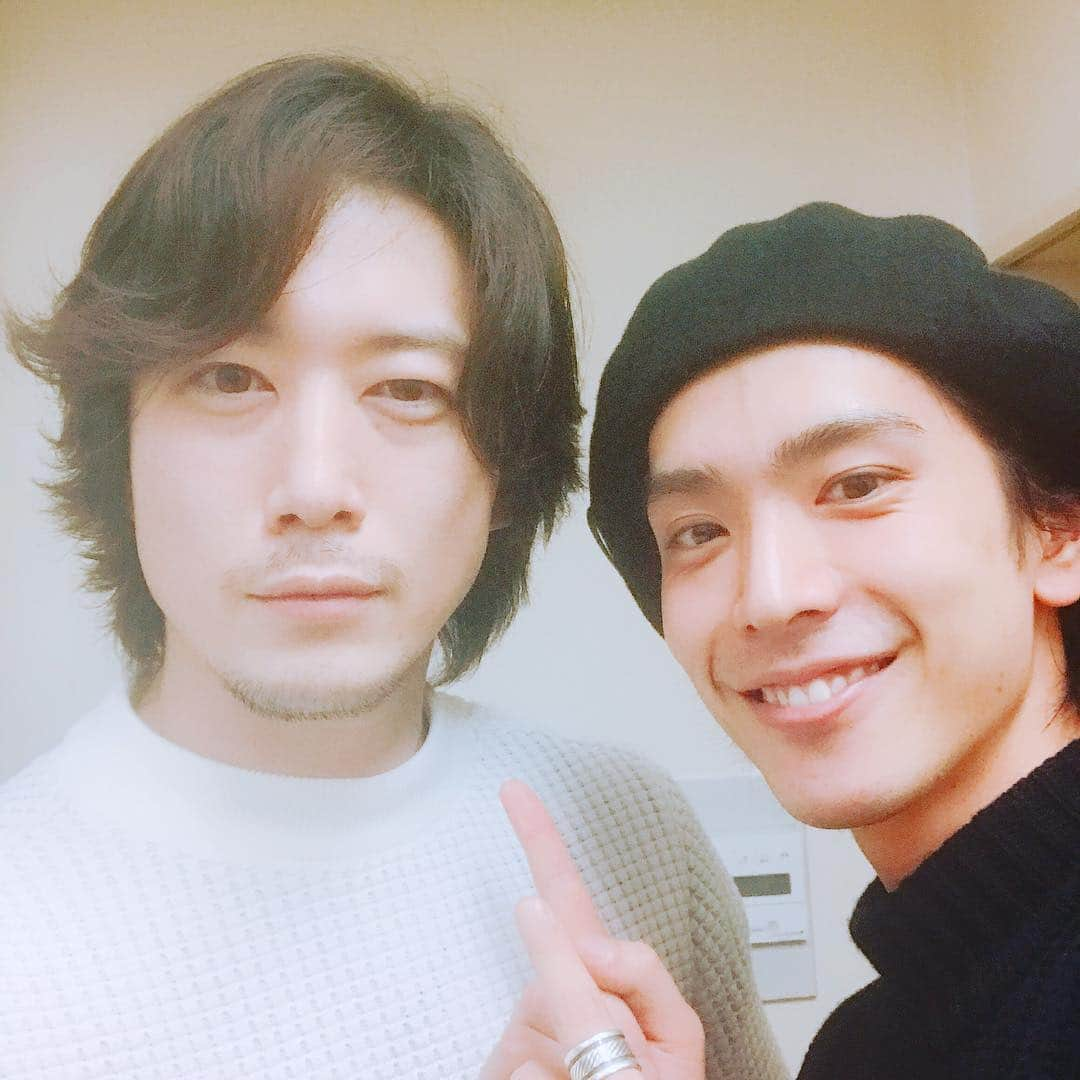 宮尾俊太郎さんのインスタグラム写真 - (宮尾俊太郎Instagram)「ちょっと前の #黒羽麻璃央 君  #kバレエ #kballet #バレエ #ballet #dancer #miyao #shuntaro #宮尾俊太郎 #japan #tokyo」3月24日 9時32分 - shuntaro_miyao