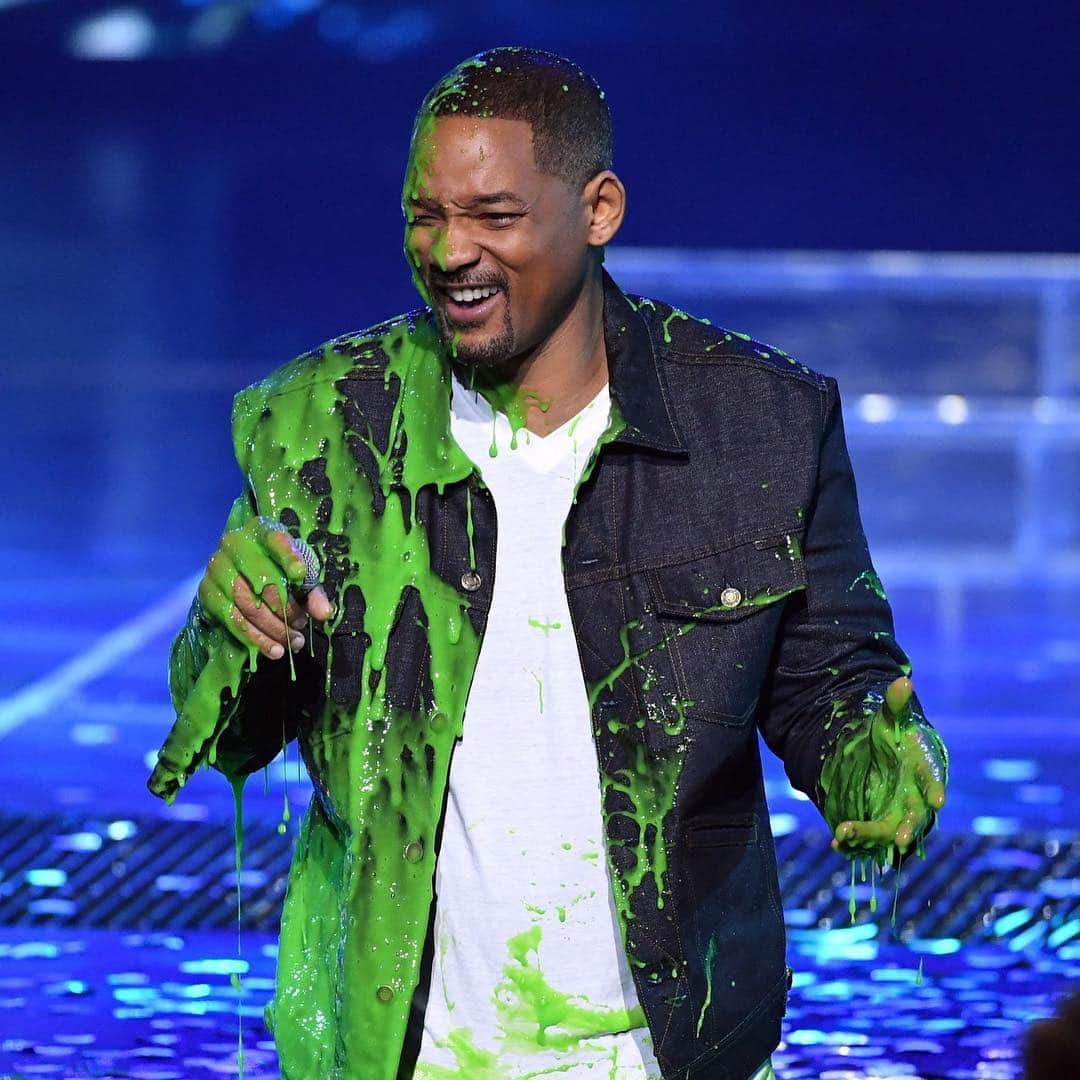 ウィル・スミスさんのインスタグラム写真 - (ウィル・スミスInstagram)「Still cleaning slime out of my ears!! 🦠 thank you #KCA!!」3月24日 9時39分 - willsmith