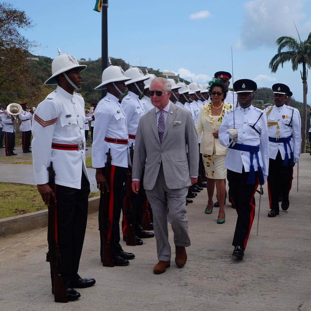 クラレンス邸さんのインスタグラム写真 - (クラレンス邸Instagram)「The Prince of Wales and The Duchess of Cornwall visited Grenada today as TRH’s official tour of the Caribbean continued. The Prince and The Duchess were welcomed by the Prime Minister of Grenada Keith Mitchell and Governor General Dame Cécile La Grenade. See our Instagram story for more from today. #RoyalVisitGrenada」3月24日 9時53分 - clarencehouse