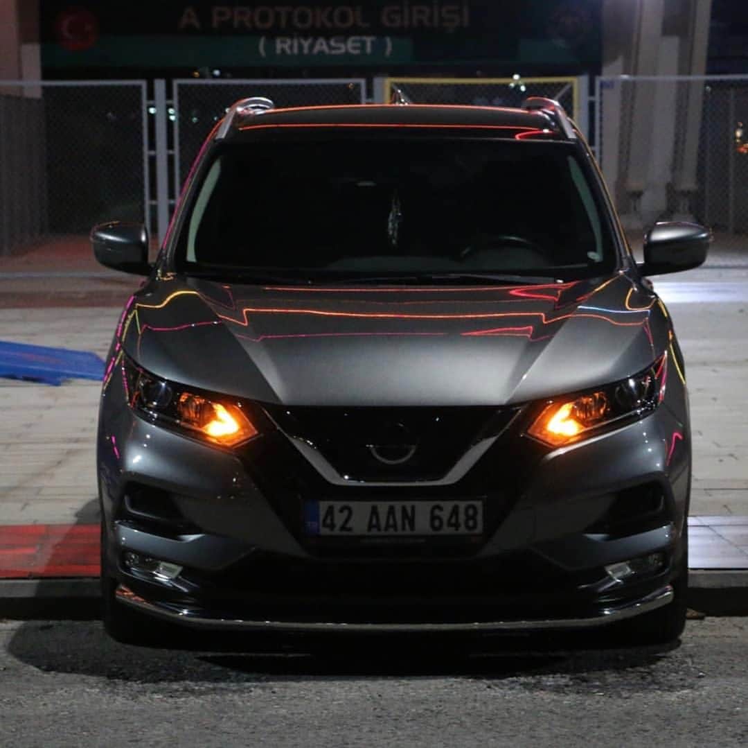 のインスタグラム：「Mood Lighting. #NissanQashqai #Nissan #Qashqai 📷: @arabagalerisitr」