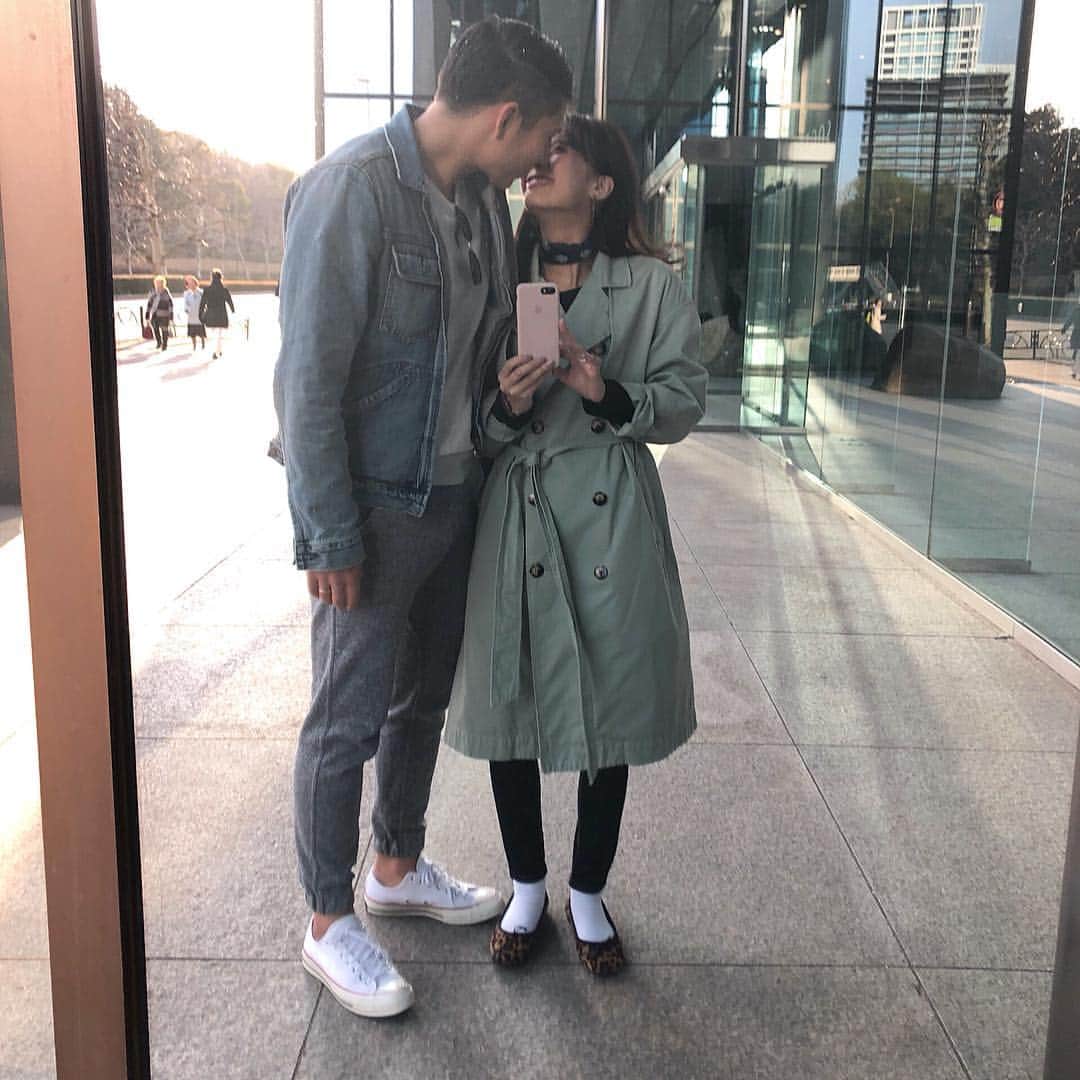 ᴱᴸᵞさんのインスタグラム写真 - (ᴱᴸᵞInstagram)「. Roses are red, Violets are blue, even though you fart in your sleep, I still love you❤️」3月24日 21時03分 - diary___ely