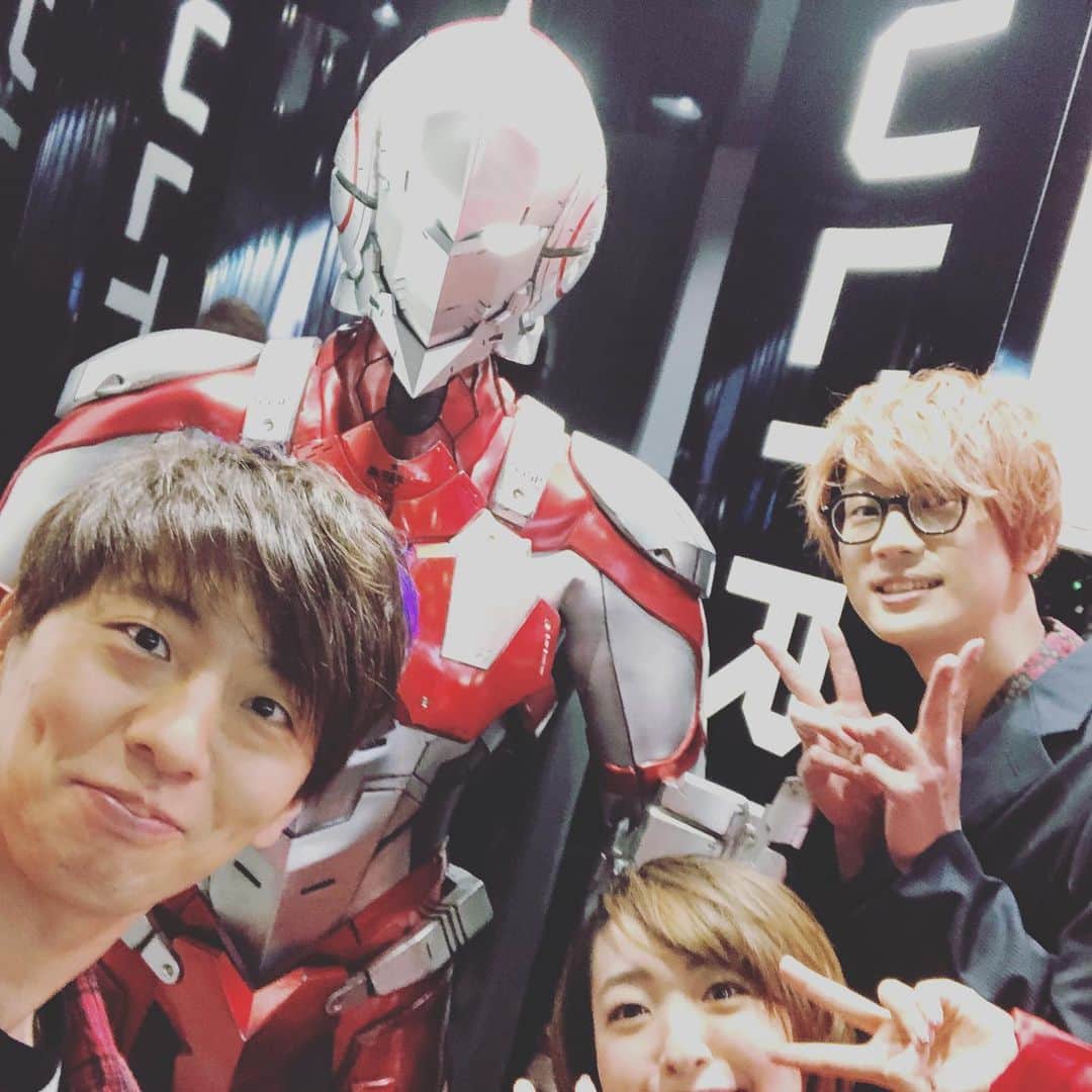 木村良平さんのインスタグラム写真 - (木村良平Instagram)「めぐ切れちゃってゴメン（笑） #ultraman #netflix #animejapan」3月24日 19時37分 - ryouhey_drunk