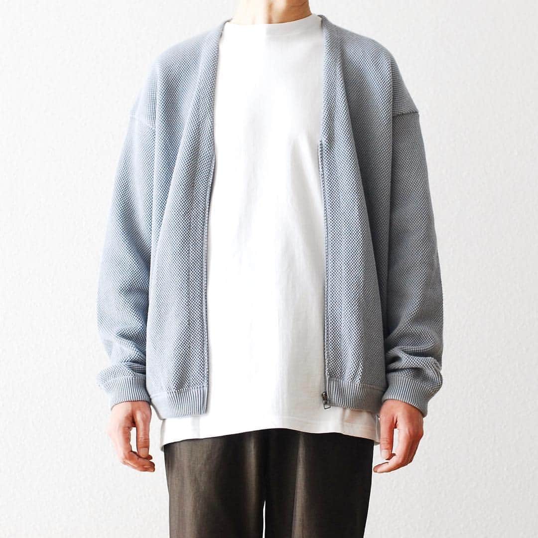 wonder_mountain_irieさんのインスタグラム写真 - (wonder_mountain_irieInstagram)「_ crepuscule / クレプスキュール “moss stitch cardigan” ￥20,520- _ 〈online store / @digital_mountain〉 http://www.digital-mountain.net/shopdetail/000000009091/ _ 【オンラインストア#DigitalMountain へのご注文】 *24時間受付 *15時までのご注文で即日発送 *1万円以上ご購入で送料無料 tel：084-973-8204 _ We can send your order overseas. Accepted payment method is by PayPal or credit card only. (AMEX is not accepted)  Ordering procedure details can be found here. >>http://www.digital-mountain.net/html/page56.html _ 本店：#WonderMountain  blog>> http://wm.digital-mountain.info/blog/20190227-1/ _ #crepuscule #クレプスキュール styling.(height 175cm weight 59kg) pants→ #KAPTAINSUNSHINE ￥32,100- _ 〒720-0044 広島県福山市笠岡町4-18 JR 「#福山駅」より徒歩10分 (12:00 - 19:00 水曜定休) #ワンダーマウンテン #japan #hiroshima #福山 #福山市 #尾道 #倉敷 #鞆の浦 近く _ 系列店：@hacbywondermountain _」3月24日 19時54分 - wonder_mountain_