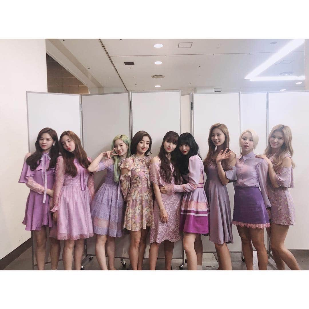 TWICE JAPANさんのインスタグラム写真 - (TWICE JAPANInstagram)「‪TWICE 2nd BEST ALBUM『#TWICE2』リリース記念イベント！ドームツアーも始まって皆さんの熱気がさらにさらに増して元気が溢れた時間でした！ONCE、本当にありがとう♡‬ ‪#TWICE ‬」3月24日 19時59分 - jypetwice_japan