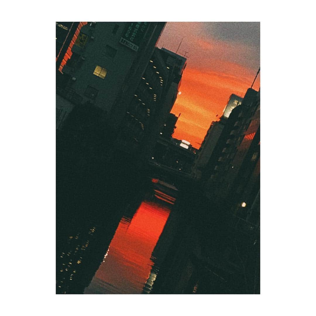 田口司のインスタグラム：「#夕日 #photography #photooftheday #vsco #japan #tokyo」