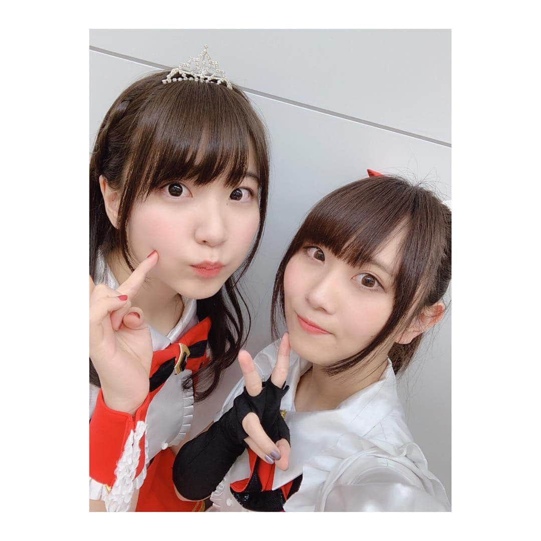 安齋由香里さんのインスタグラム写真 - (安齋由香里Instagram)「2019/03/24﻿ #AnimeJapan2019 1日目﻿ ﻿ 本日は #ラピスリライツ のステージでした✨﻿ 沢山の方が来てくださってて、﻿ ステージに上がって顔を上げた時に、﻿ 思わず笑顔になってしまいました😂 ﻿ 皆さんの笑顔とか声とかがあると、﻿ 練習頑張ってよかったなって思えます🥰﻿ 本当にありがとうございます🙏﻿ （いつも声足りなーいのくだりに﻿ 全力で返してくれてありがとうございます！﻿ 単にコール&レスポンスが大好きなんです🙏）﻿ ﻿ LiGHTsの久々のステージ、﻿ 楽しんでいただけてたら幸いです🌷﻿ ﻿ 色々今後が楽しみな予定が沢山で、﻿ 私も頑張らなきゃなって思います！﻿ わたしたちと一緒に #ラピライ を﻿ 盛り上げていってくれたら嬉しいです！﻿ ﻿ 私があまり器用な性格ではないので、﻿ 練習ではあまりわちゃーとできず、﻿ きびきびしちゃってるんですけど、﻿ そういう時に一緒に頑張ってくれている﻿ 仲間が居てくれてよかったなって思う事が、﻿ 今回沢山ありました(*´-`)だいすき！﻿ ﻿ 今後ともティアラをLiGHTsをラピスリライツを、﻿ よろしくお願いします💐✨﻿ ﻿」3月24日 20時37分 - yukari_anzai_1231