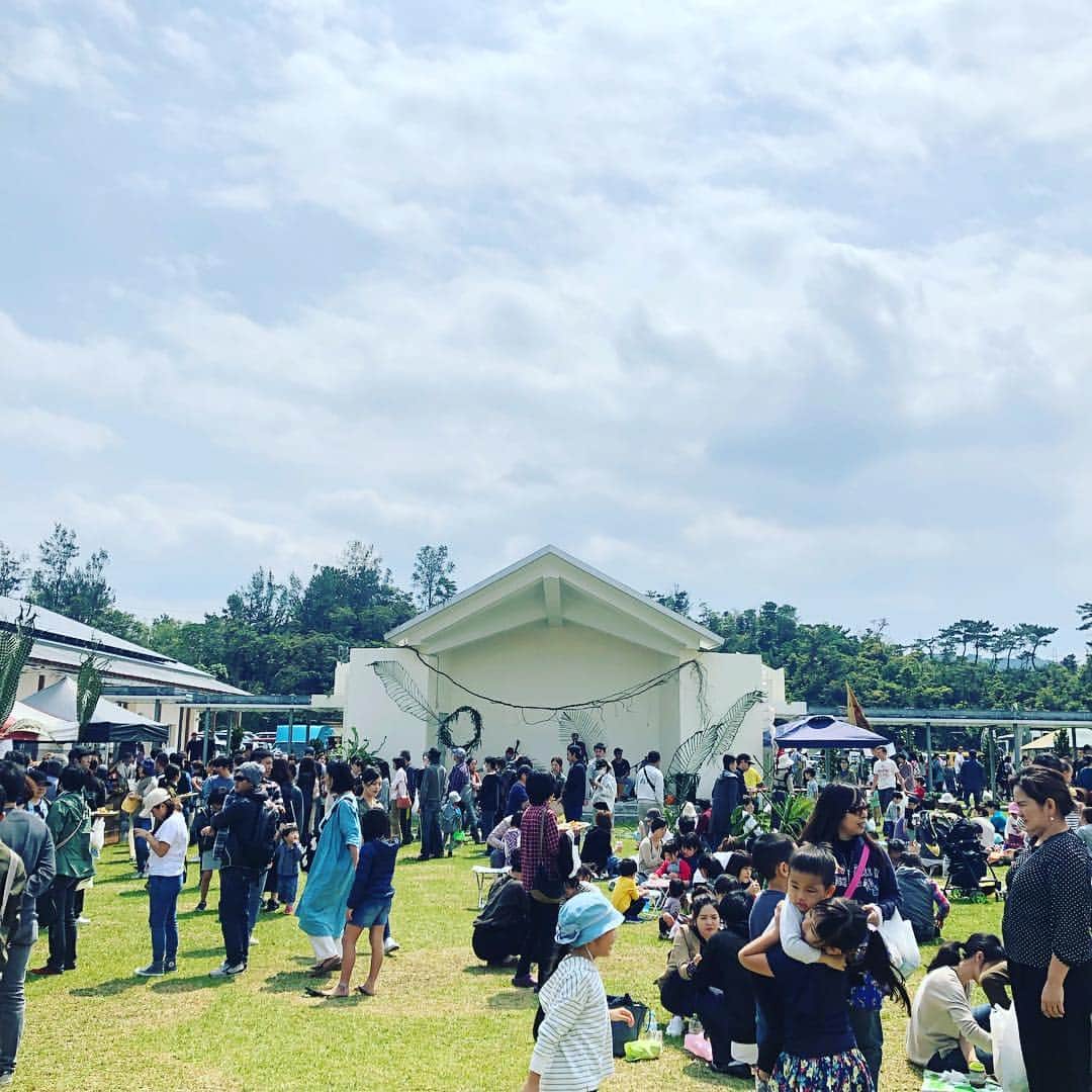 セソコマサユキのインスタグラム：「香祭へ。良い感じ。」