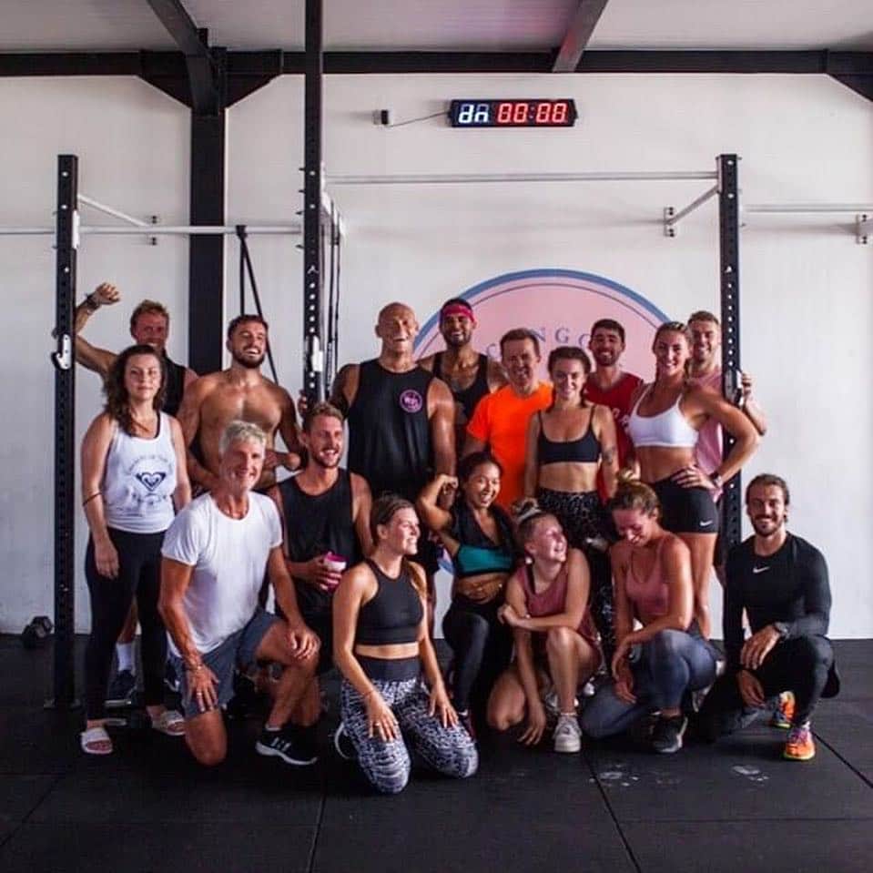 マイケル・クリムさんのインスタグラム写真 - (マイケル・クリムInstagram)「Thoroughly enjoyed taking the “Super Saturday” workout at @canggunest yesterday. I loved how open, committed and attentive everyone was... we touched on mobility, core, strength and conditioning. #fitness #skinfitness #bali @klimbymichaelklim 📸 @akivotrubova」3月24日 13時15分 - michaelklim1