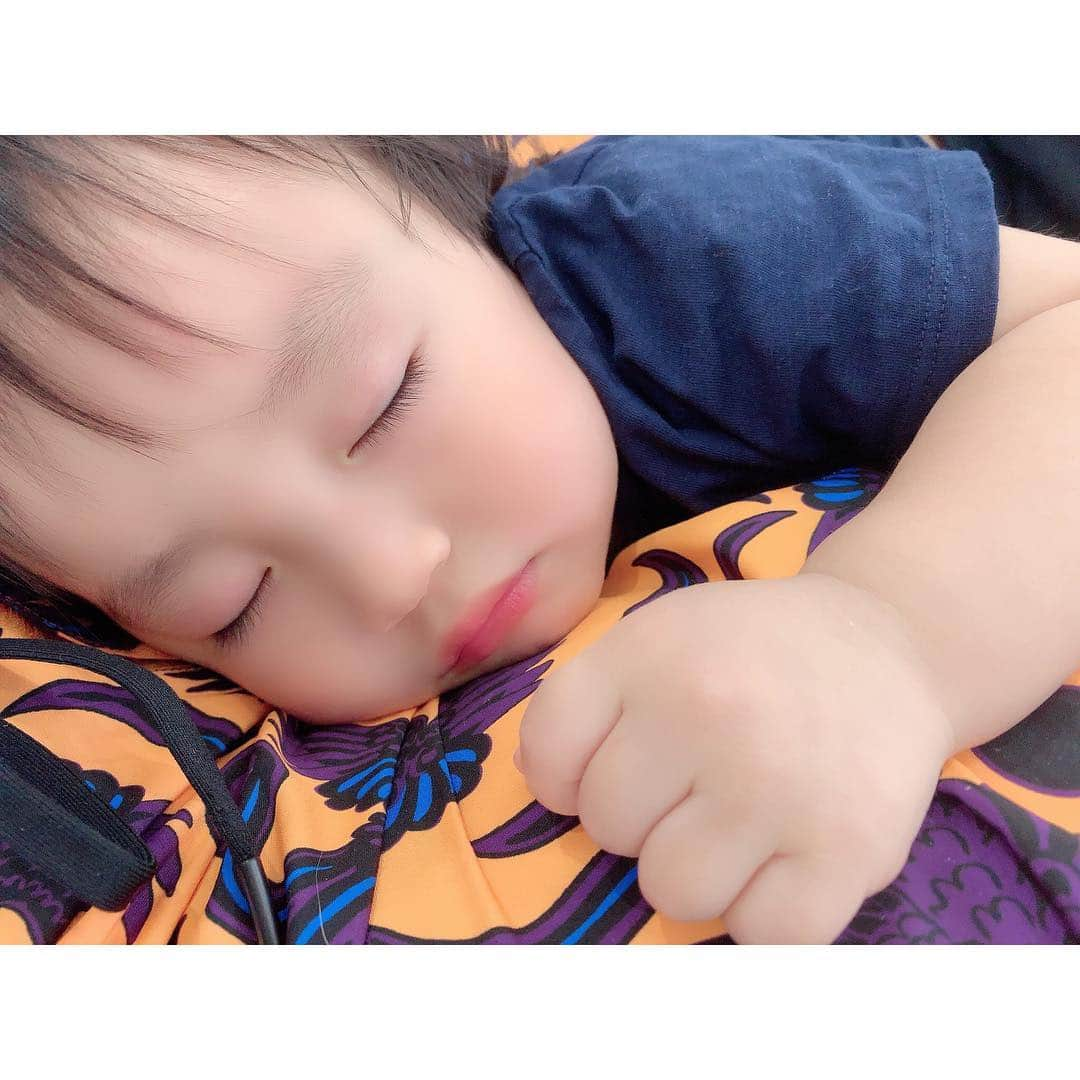 川崎希さんのインスタグラム写真 - (川崎希Instagram)「おちびーぬの寝顔💓💓💓 #siesta」3月24日 13時16分 - kawasakinozomi