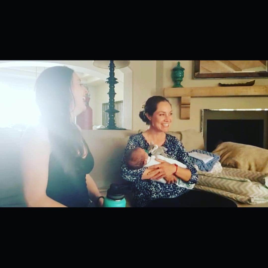 アレハンドラ・ジャネサのインスタグラム：「So happy I finally got to meet Domenico!!! With my sister from another mister @margaritaramosc congratulations to you and @nicoalhabibi 💕💕👶🏻😍 ••• Conociendo al bebé de Macus!! Que felicidad!! 💖✨✨es lo máximo #proudaunt #cutestbaby! #😍」