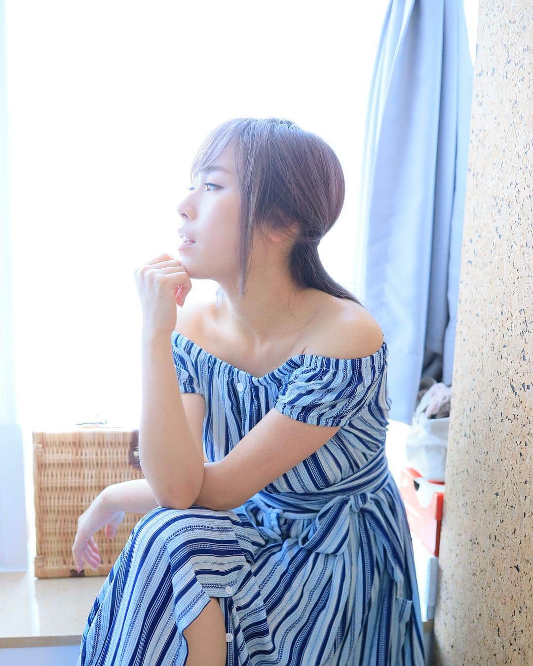 Miss Hunnyのインスタグラム：「一直在下雨， 害我一直在淋冷水💦  這哏有人懂嗎(´･_･`)？ 提示：動漫」