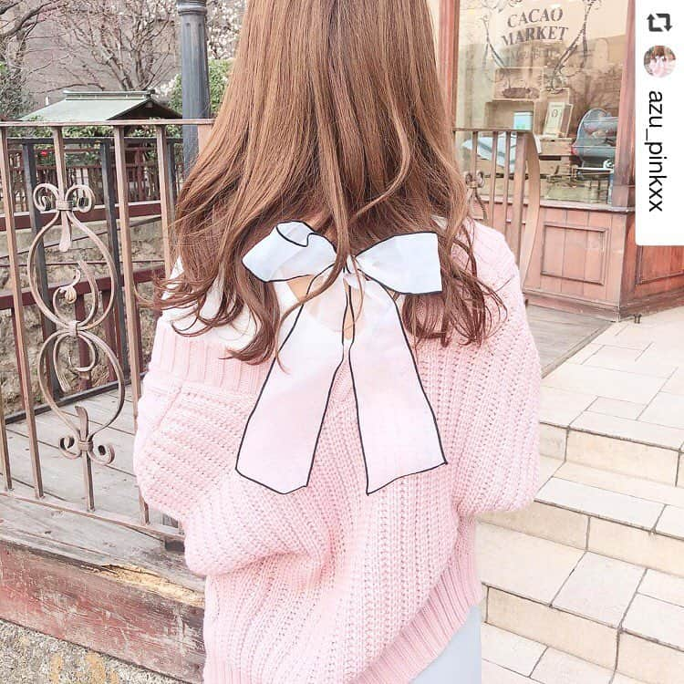 ミーアさんのインスタグラム写真 - (ミーアInstagram)「. . thank you💗💗 . #repost @azu_pinkxx via @PhotoAroundApp 🎀 _ 背中にリボン♡ @miia_official の です🌷 _ インナーでチラ見せしたり トップスでも可愛いくて 合わせやすいホワイトにしたよ♡ _ #カカオマーケット 行ったら 休みなの 忘れてた😭 京都は 火曜日がカフェ お店休み多めです。 気をつけてください😭 _ #coordinate #fashion #me #girl #ootd #pink #私服 #larme #outfit #instagood #love #like #あずさコーデ#kyoto#京都#京都カフェ#マリベル#カカオマーケットバイマリベル #cacaomarket」3月24日 16時09分 - miia_official