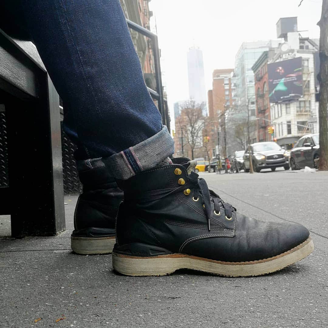 momotarojeansのインスタグラム：「#selvedgesunday  #kojima #kurashiki #okayama #jeans #denim #denimday #denimporn #denimhead #selvedge #selvage #selvedgedenim #selvedgeforum #denimevolution #selvedgemurah #unionspecial #goingtobattle #madeinjapan #japanesedenim #fading #naturalfading #madebyhand #madeinjapan #jeanslife #vintagejeans #fade #selvedge #mensweardaily」