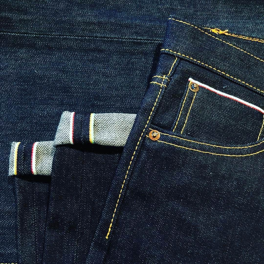 EDWINさんのインスタグラム写真 - (EDWINInstagram)「Selvadge Sunday 🌈👖 #selvagesunday  #selvedgesunday  #madeinjapan  #japanmade  #selvage  #selvedge  #akita  #edwin_japan  #🇯🇵🌸🌈👖」3月24日 16時57分 - edwin_japan