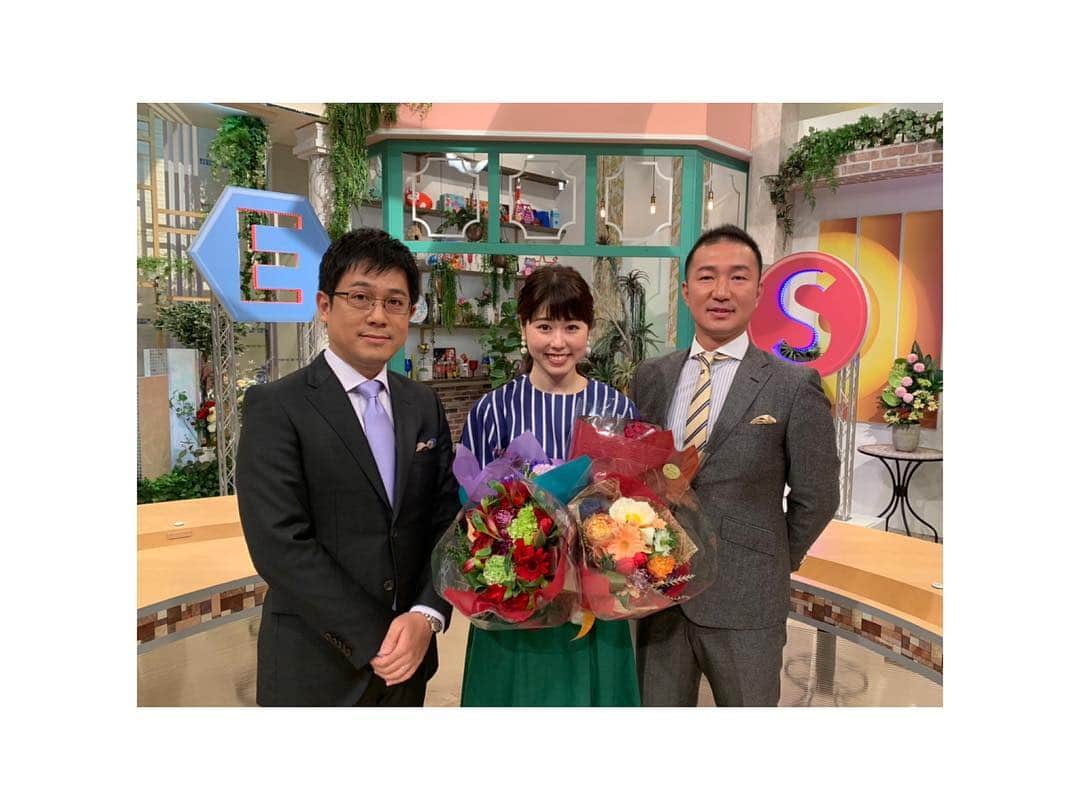 中根夕希のインスタグラム：「★ Eタウンスポーツ卒業しました！  入社1年目から担当させていただき、あっという間の4年半。本当に楽しかった！  黄金期のカープを始め、広島のスポーツを伝えられたこと、広島県内あらゆる企業を取材させていただけたこと、そしてたまにスケッチブックに絵を描いてみたり、、笑 全てが私の財産となっています。  坂上さん横山竜士さん迫さん番組スタッフをはじめ、 取材でお世話になった皆様、番組を見ていただいた皆様、1年目のひよっこな私を全ての方々に育てていただいたと思っております。本当に本当に感謝です。  4月からは、夕方6:15〜の「ニュース6」月〜金曜日を担当することになります。  小さい頃から夢だったニュースキャスター。実現します。アナウンス試験で苦労してた頃を思い出すとなんだか感慨深い。。 でも、実際はここからがスタート。 信頼される夕方の顔になれるように、しっかりと努めます。  これからは平日の夕方にお会いしましょう☺︎❁ そして、春からのEタウンスポーツはよりフレッシュな風が吹くはずなので、、！ 引き続きよろしくお願いします♡  #Eスポ #卒業 #お世話になりました #春からニュースの人 #ごぜん様は続けますよ♡ #これからもよろしくお願いします」