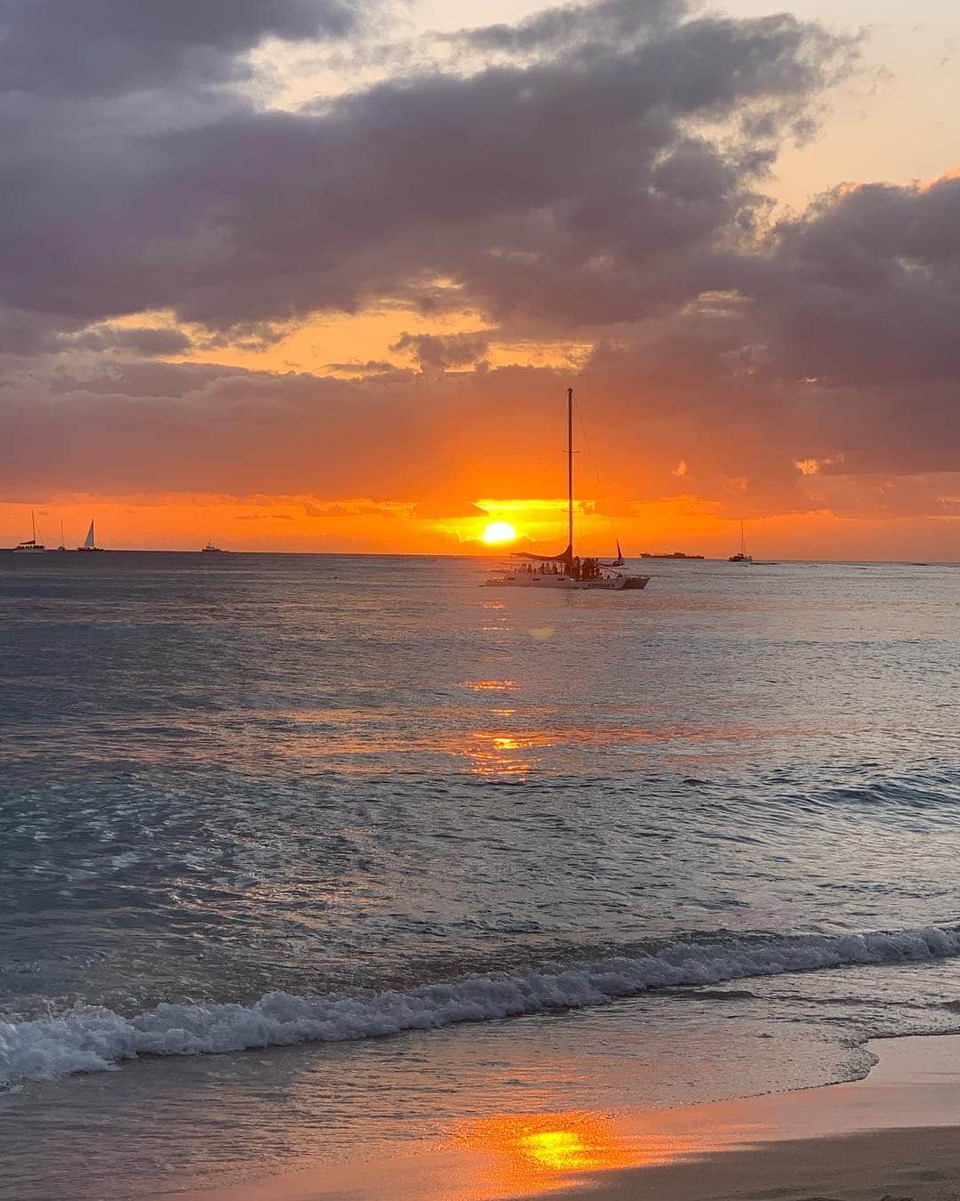 マイコ さんのインスタグラム写真 - (マイコ Instagram)「* Bye-bye. 全部好き。 ・ ・ ・ ・ ・ #beautiful#sunset#ocean#beach」3月24日 17時30分 - maicorori