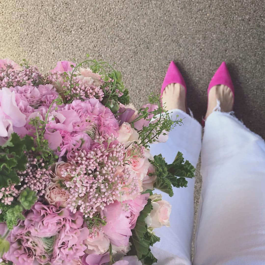 畑野ひろ子のインスタグラム：「春は、ピンクのブーケがとにかく可愛らしい❤ #willgarden #flower #flowers #bouquet #pink」