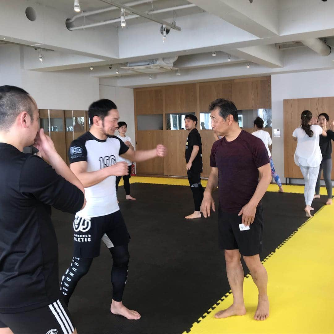 宇野薫さんのインスタグラム写真 - (宇野薫Instagram)「〜BAYFLOW kichijoji STUDIO×UNO DOJO 宇野薫〜 LESSON 2  皆さんお疲れ様でした。 ご参加いただきありがとうございました！  #unodojo #unodojommaworkshop  #bayflow #bayflowkichijoji  #bayflow吉祥寺  #caoluno #onehundredathletic  #100athletic #宇野薫」3月24日 17時47分 - caoluno