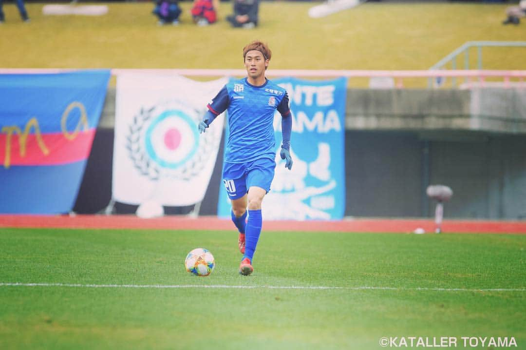 花井聖さんのインスタグラム写真 - (花井聖Instagram)「勝利。気持ちいい。 このサッカー1年間やり続けよう。内容より結果だけど内容良くて結果良ければ最高。 . #カターレ富山 #ザスパクサツ群馬 #スタジアムもっと入ってもらえるように頑張ります #来週に向けて準備 #応援ありがとうございました」3月24日 18時30分 - sho___1110