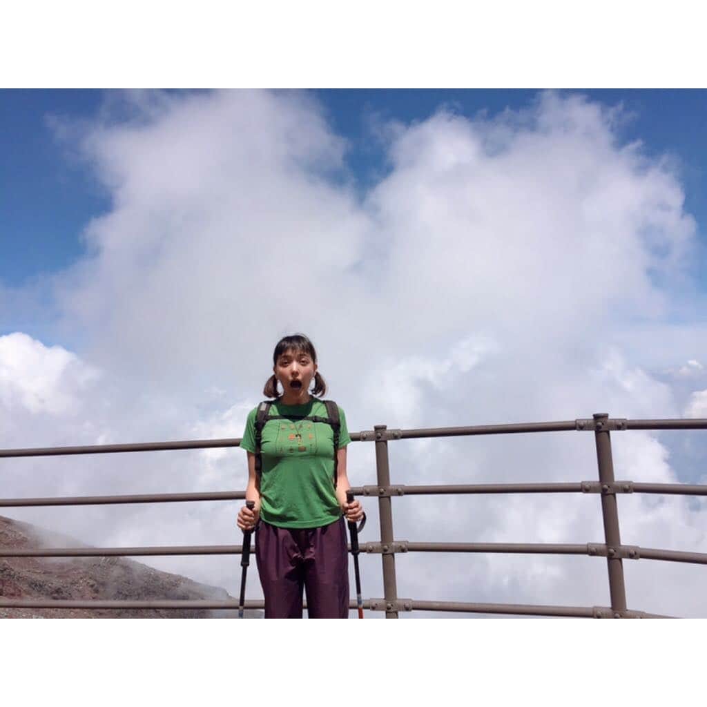 我妻三輪子さんのインスタグラム写真 - (我妻三輪子Instagram)「いつかの 富士山登りかけた日 🗻」3月24日 18時38分 - wagamiwa