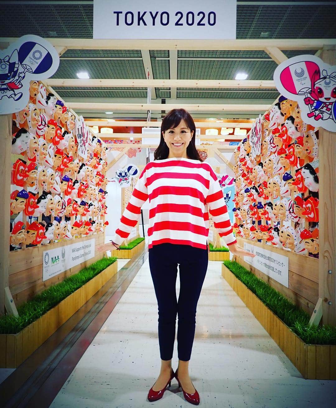 のインスタグラム：「ひょっとこさん達に囲まれて😚💓成田空港に、誰かMYKの卒業生いないかなー。MYKを探せ‼️#shigetamiyuki #miyukishigeta #重太 #重太みゆき #印象評論家 #印象道 #印象大国日本 #ひょっとこ #オリンピック #myk」