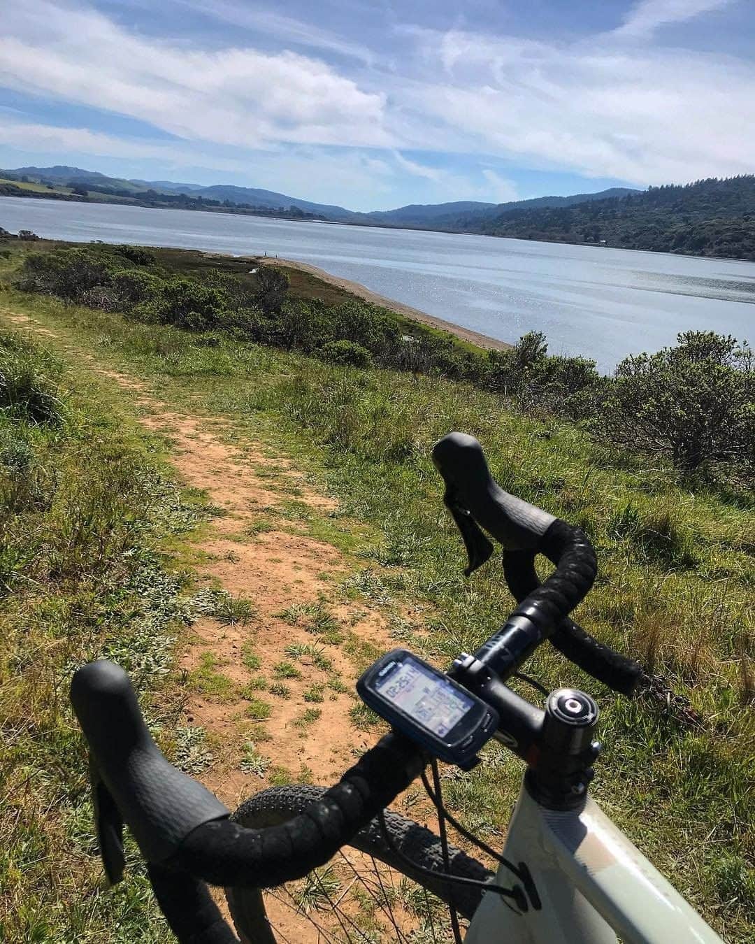 REIさんのインスタグラム写真 - (REIInstagram)「There’s still a day to get the Weekend Project done. We want to see things from your point of view. Stop and snap a pic on your bike ride and show us the view from your seat.  Photo: @libdawggg, Point Reyes National Seashore」3月24日 19時00分 - rei