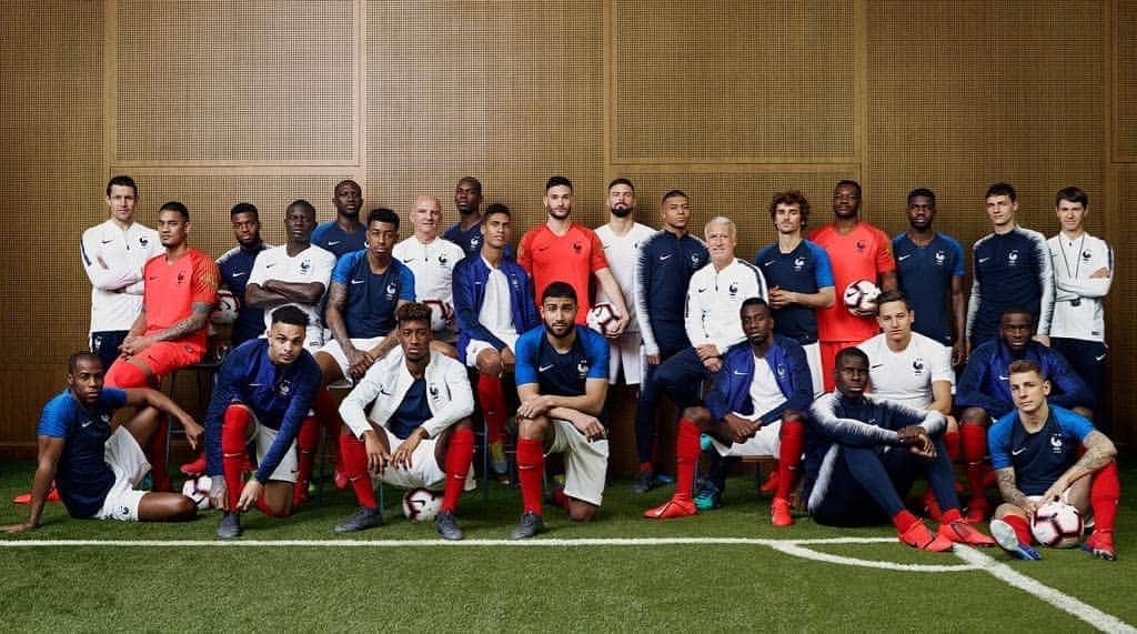 アルフォンス・アレオラさんのインスタグラム写真 - (アルフォンス・アレオラInstagram)「⭐⭐🇫🇷 @equipedefrance #fiersdetrebleus」3月25日 4時55分 - alphonseareola