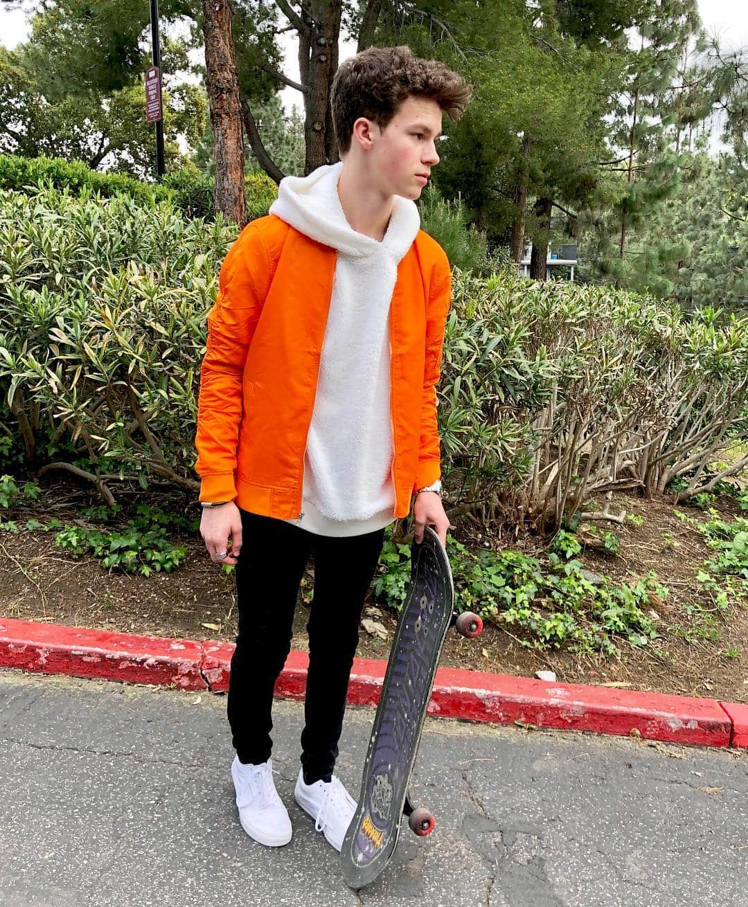 ヘイデン・サマーオールさんのインスタグラム写真 - (ヘイデン・サマーオールInstagram)「Sunday Funday 🧡🧡🧡」3月25日 5時39分 - haydensummerall