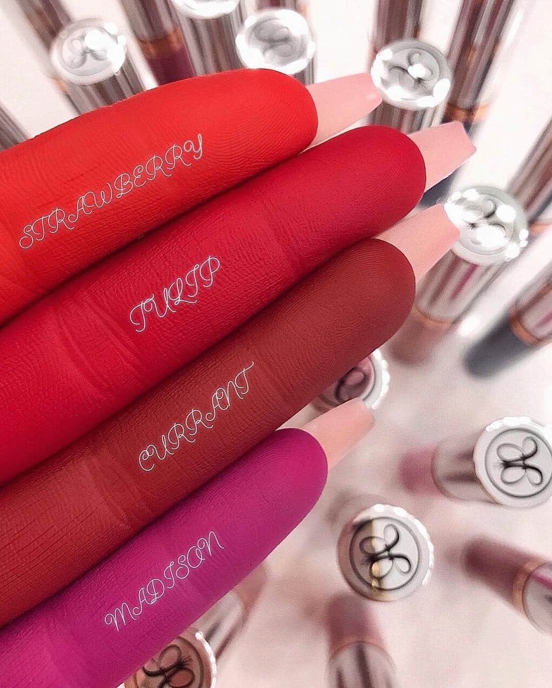 Anastasia Beverly Hillsさんのインスタグラム写真 - (Anastasia Beverly HillsInstagram)「ABH Liquid Lipsticks 👄 @mine.justine」3月25日 5時51分 - anastasiabeverlyhills