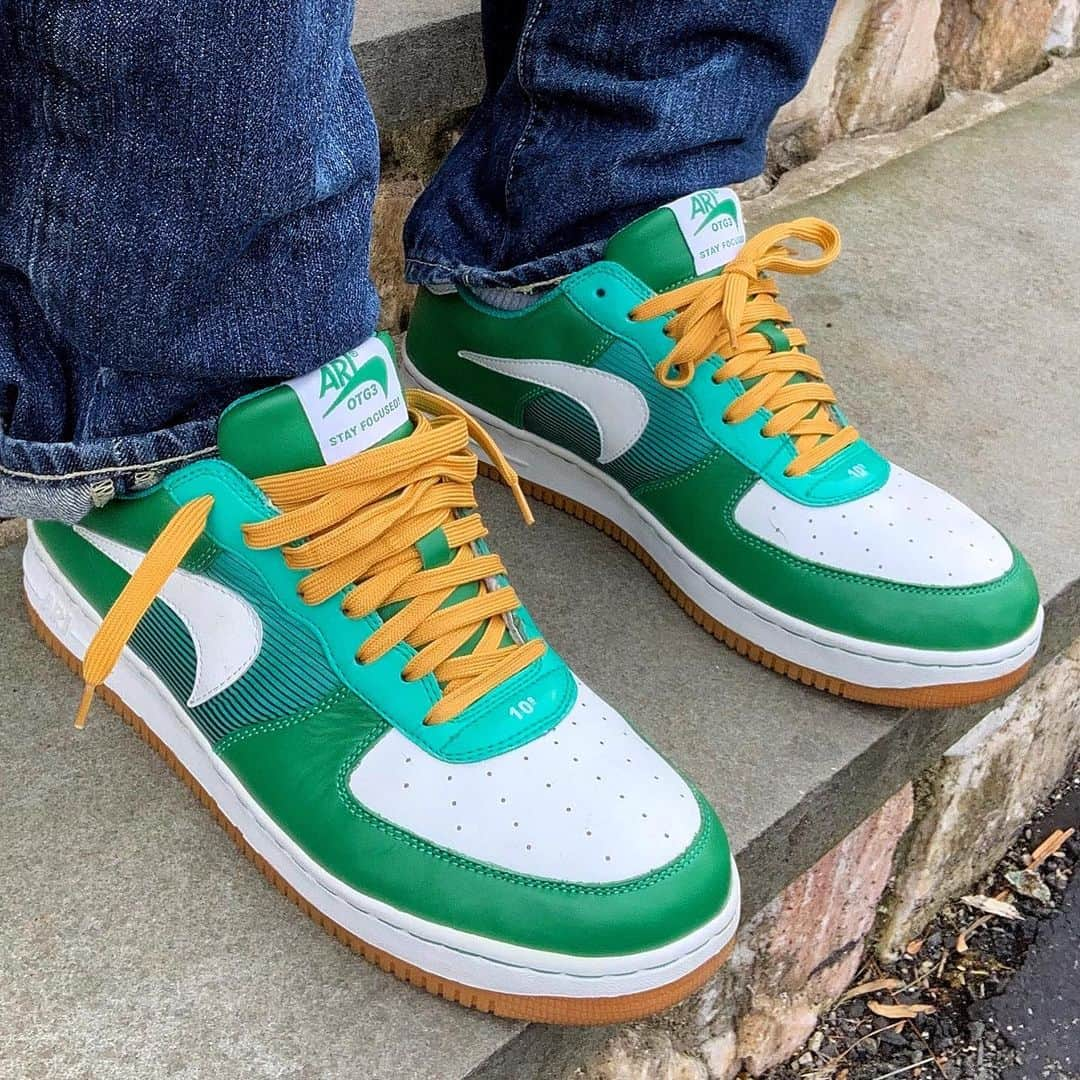 DJ Clark Kentさんのインスタグラム写真 - (DJ Clark KentInstagram)「#KickGameProper @Ari Menthol 10’s • 2006 • Its Just Different • My Man Ari Shook Things Up With These • #AriOnTheGo • #StayFRESH」3月25日 5時51分 - djclarkkent